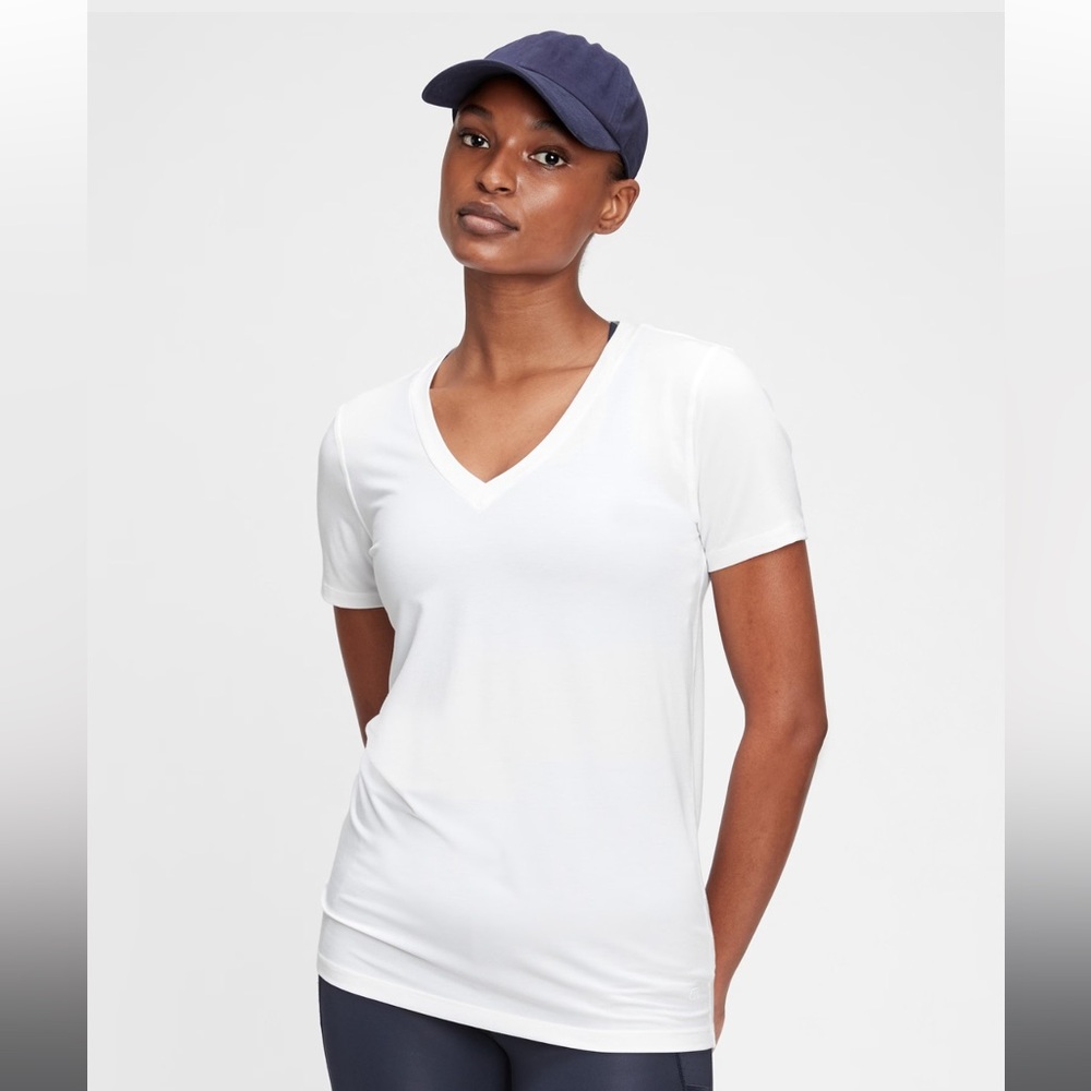 Gap Fit Breathe V-Neck Athletic T shirt Women’s Small Tall White